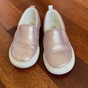 Gap pink shoes worn twice size 9 toddler